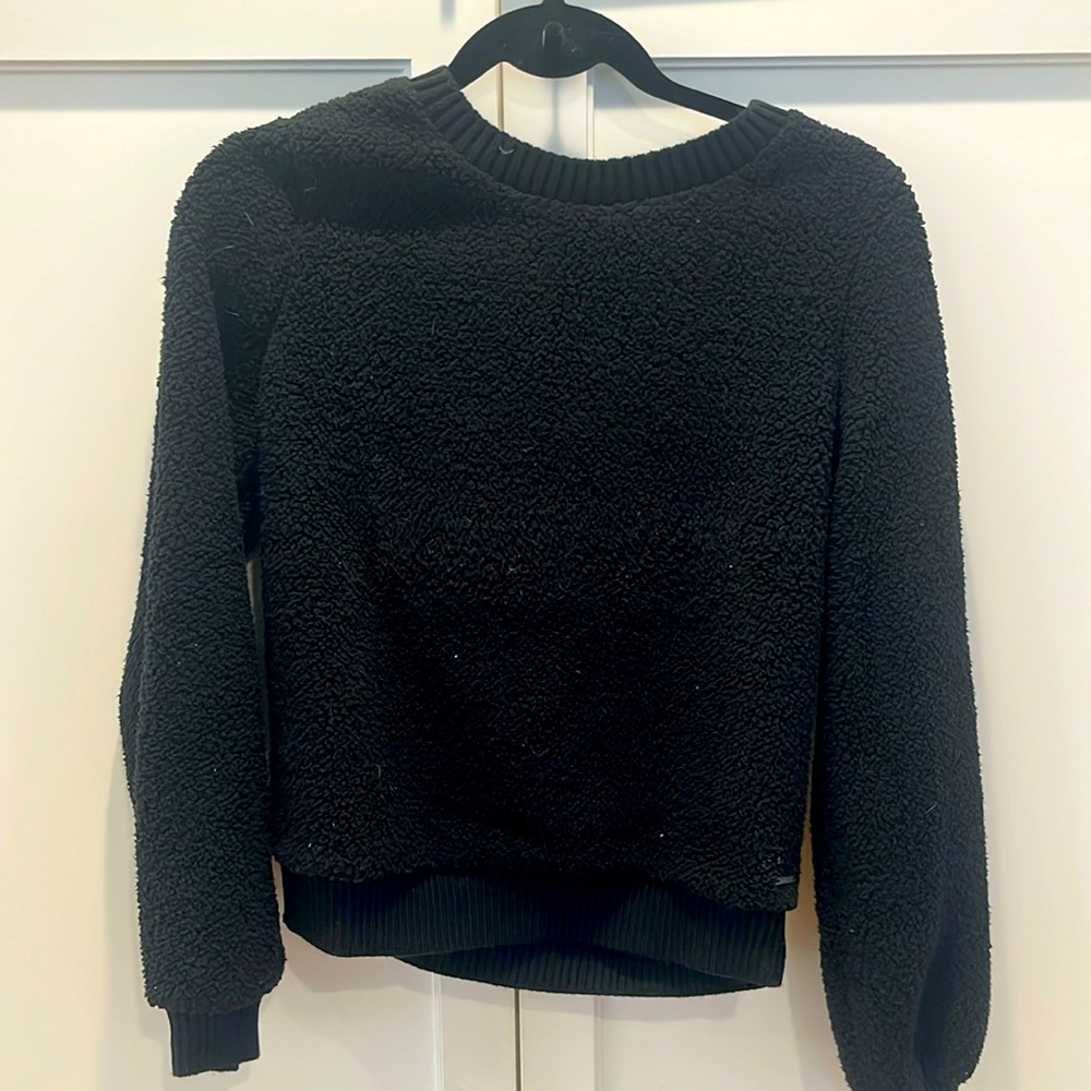 Black cozy crew neck
